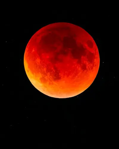 Gerhana Bulan Tahun Ini